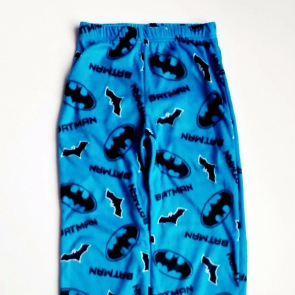 Boys Batman 2 Piece Pajama Set - Picture 3 of 5